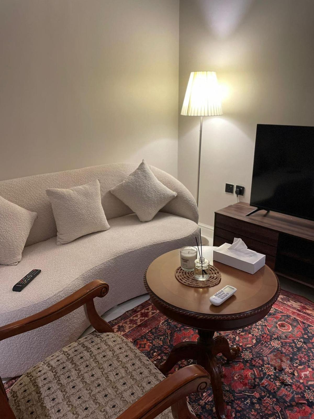 استـوديـو مـلاذ Shelter Apartment