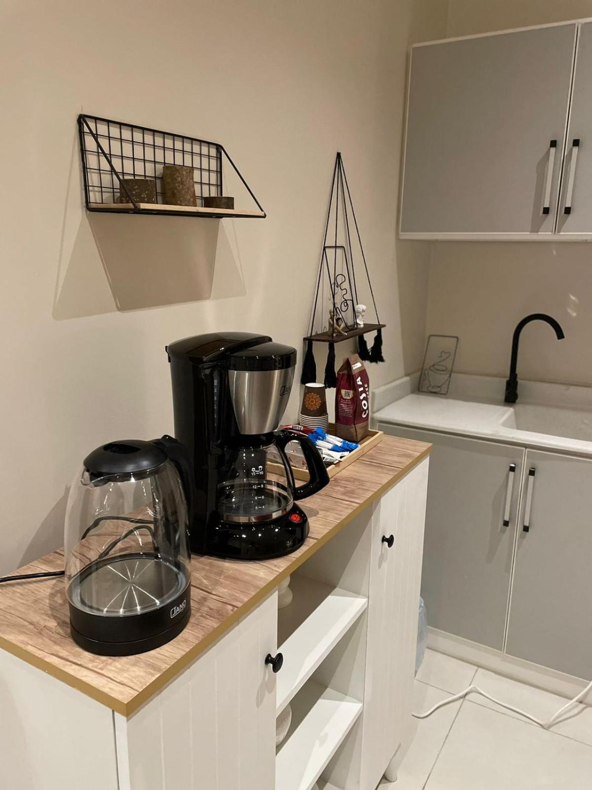 استـوديـو مـلاذ Shelter Apartment